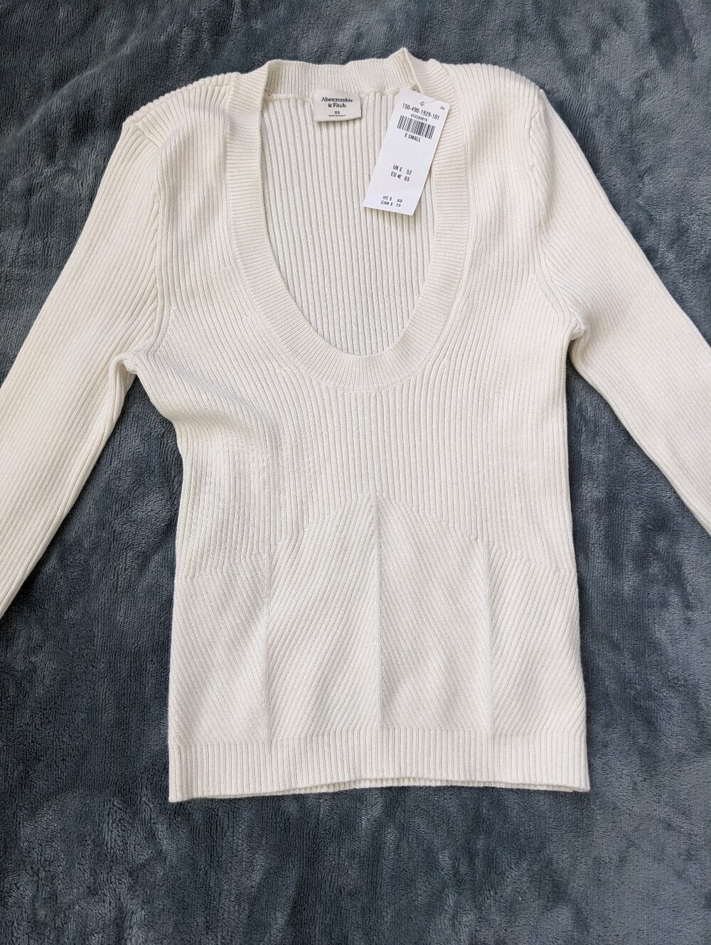 NWT - Crop Ribbed Sweater Size: XS - Picture 3 of 5